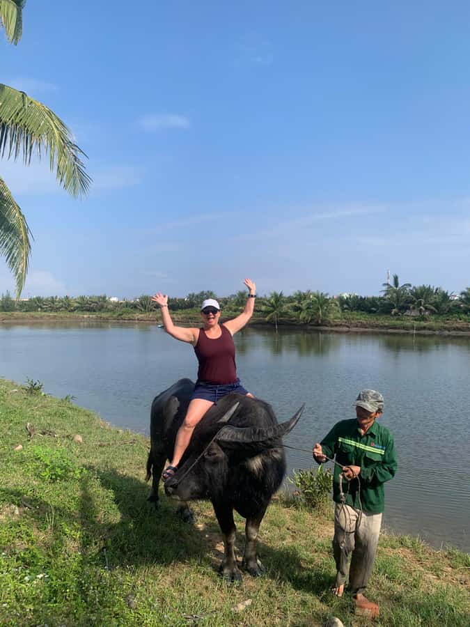 Hoi An: Bike Tour with Buffalo Riding & Lantern-Making Class - Buffalo riding: the experience you’ll be talking about later