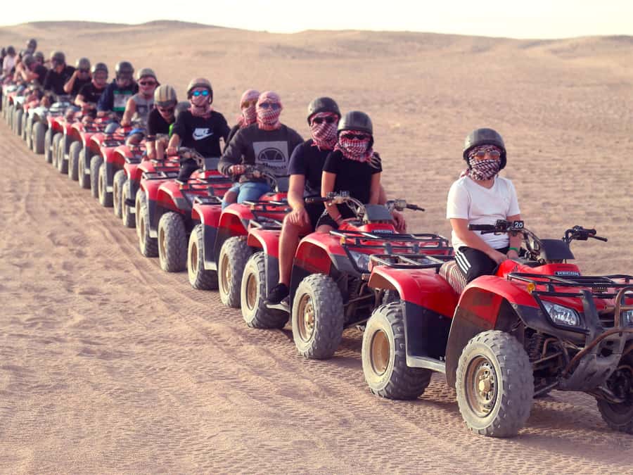 Hurghada: Quad Bike Tour of the Desert and Red Sea - The Full Day Options: Sunrise Breakfast vs Sunset Dinner and Stars