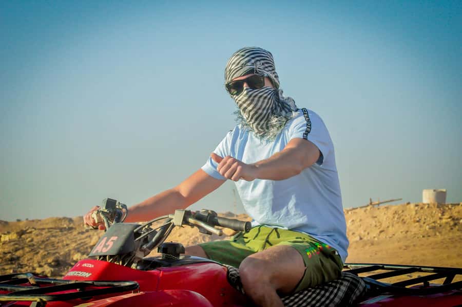 Hurghada: Quad Bike Tour of the Desert and Red Sea - Guides and Group Style: The Human Part That Makes It Work