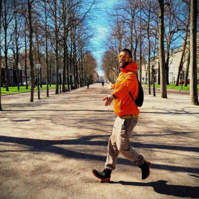Interactive Safe 2,5hr Bike tour with Entertaining Guide - Where you meet and how the tour starts cleanly