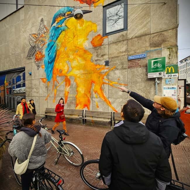 Interactive Safe 2,5hr Bike tour with Entertaining Guide - What you’ll learn: why The Hague makes a great bike city