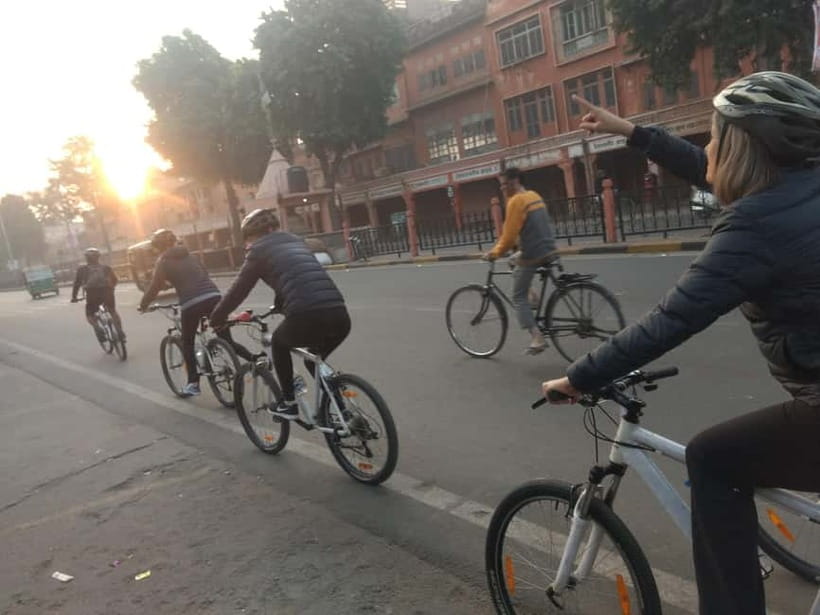 Jaipur: 3-Hour Morning Bike Tour of Jaipur Old City - Bikes That Make It Real for Couples and Families