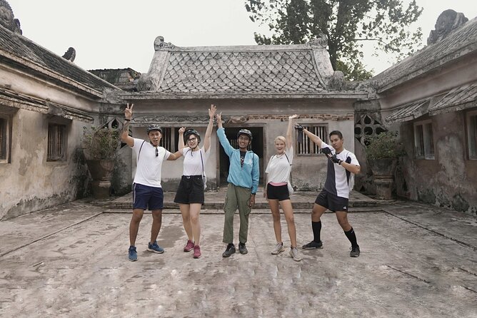 Jogja Hidden Gems - Cycling Tour - Kraton Area: A Short Look at the Sultanate World