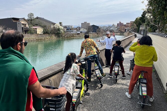 Kanazawa Half Day (E-bike Tour) - Kanazawa Castle and Gyokusen-an Matcha: A Short Visit With a Calm Finish