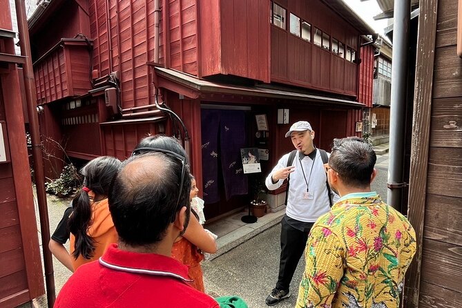 Kanazawa Half Day (E-bike Tour) - Passing the 21st Century Museum Without Stopping: When You Still Get the Value