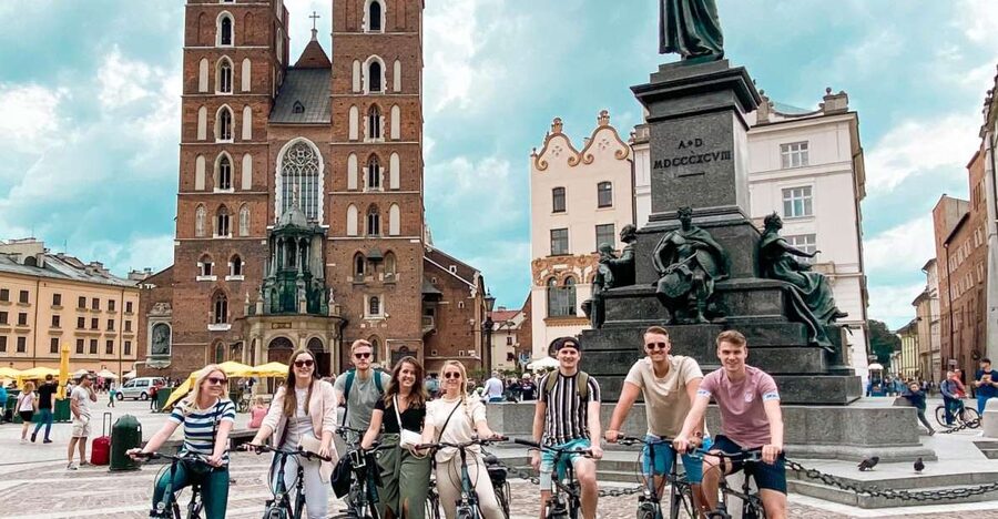Krakow: Complete Bike tour with all the highlights - Starting at MijnTours: Get Set Up and Get Moving