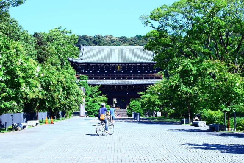 Kyoto: Hidden Gems E-Bike Tour Through Backstreets & Temples - Why an e-bike loop through Kyoto feels like a smarter day