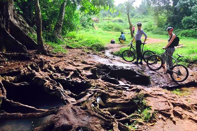Lake Victoria Island Cycling Tour from Kampala - Riding Conditions: Hills, Mud, and How to Stay Comfortable