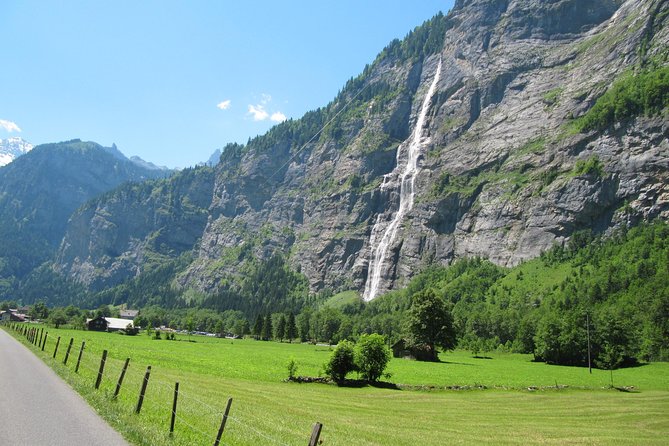 Lauterbrunnen Valley Waterfalls E-bike Tour with Swiss Picnic - Pedal the Valley of 72 Waterfalls: Views Along the Luetschine