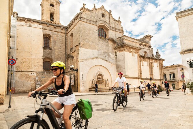 Lecce to Gallipoli E-Bike Tour with Swim, Farm Tasting +Taxi back - The Nardò Café Interlude and Baroque Wander