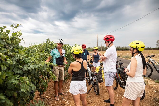 Lecce to Gallipoli E-Bike Tour with Swim, Farm Tasting +Taxi back - Gallipoli: Fortified Old Town + Coastal Riding