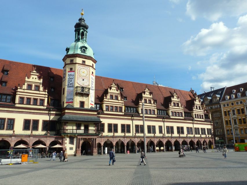 Leipzig: 3-Hour Guided Bike Tour - Musikviertel and the Federal Administrative Court: City Planning You Can See