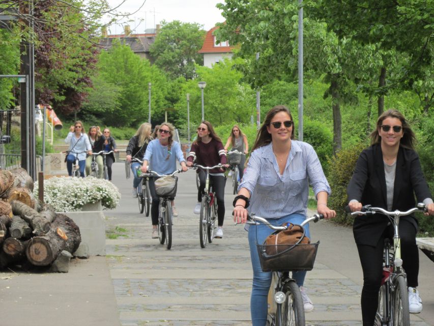 Leipzig: 3-Hour Guided Bike Tour - Meeting Up, Bikes, and What You Need Before You Roll