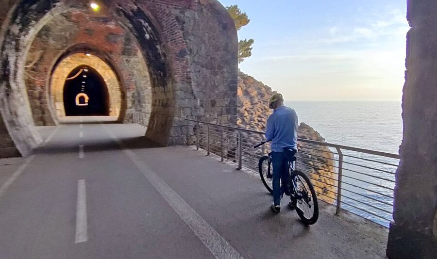 Levanto: Guided E-Bike Tour in Framura with Wine & Focaccia - What the E-Bike Experience Really Means for Your Effort