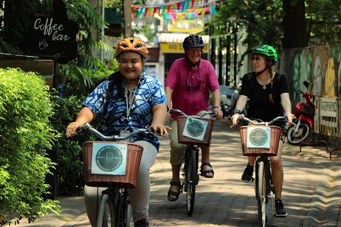 LIFECYCLING - Half Day City Bike Tour - Stop 3: Chang Klang for temple lanes and the ride-feel payoff