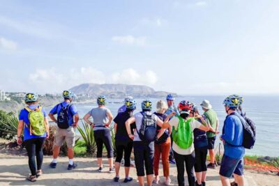 Lima Bike Tour: La Costa Verde & Jesus Statue in Chorrillos - Starting at GoGo Biking in Miraflores: where the ride really begins