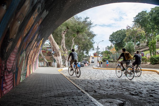 Lima Bike Tour Miraflores - Barranco + Huaca Pucllana! - Barranco: street art, bohemian streets, and the second Bridge of Sighs moment
