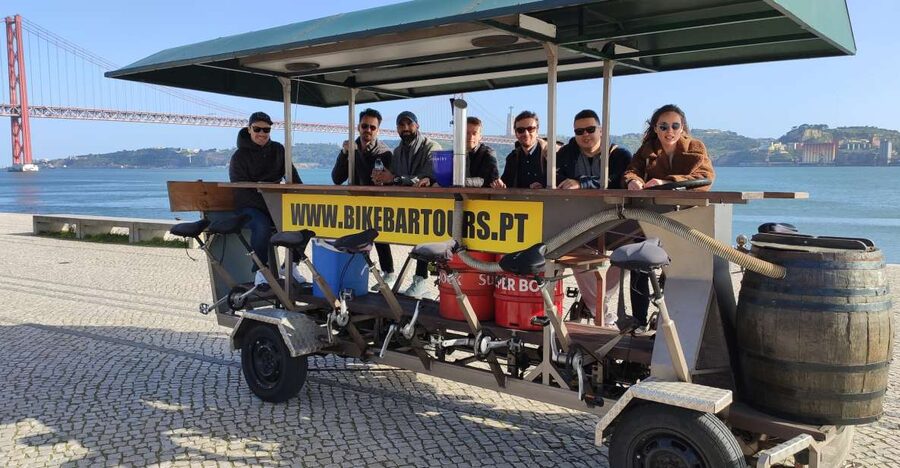 Lisbon: 1-Hour Beer Bike Tour with Draft Beer & Sangria Ride - The meeting point: right by the Tagus-side action