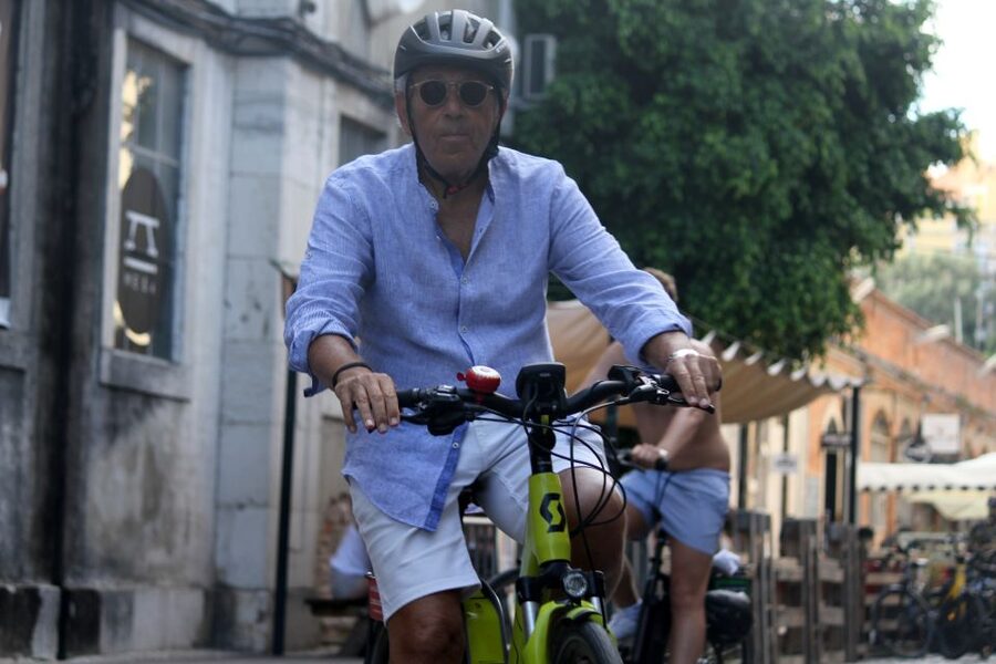 Lisbon: 3-Hour Tour by E-Bike - Alfama on wheels: old-quarter charm without the foot-slog