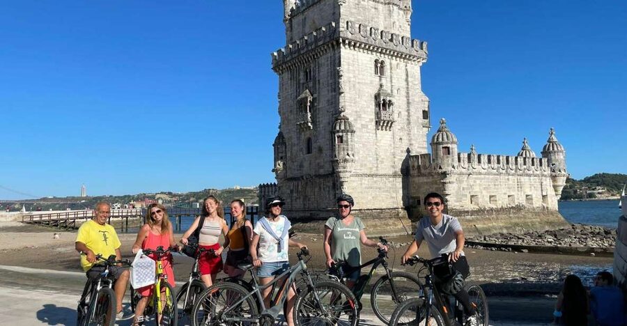 Lisbon: Bike Tour From City Center to Belem - The Tagus River section: views, miradouros, and photo timing
