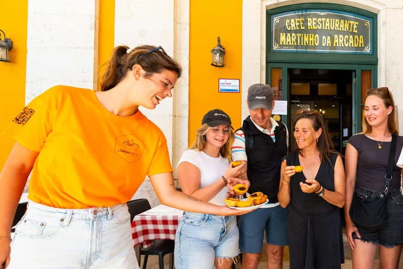 Lisbon: Bike Tour from Lisbon to Belém + Liquor & Pastry - Meeting at Alameda Cardeal Cerejeira and First Views from Parque Eduardo VII