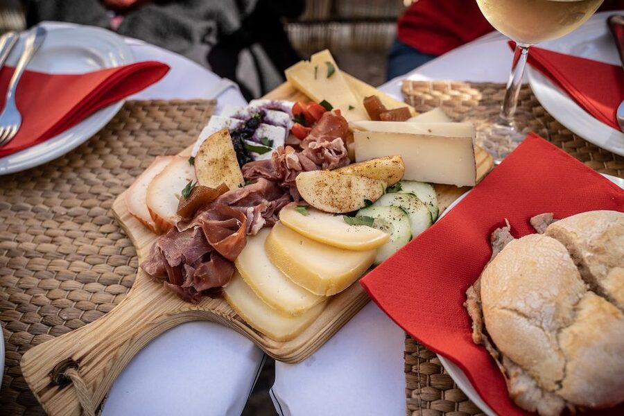 Lisbon: E-Bike Food Tour of Alfama and Old Town - Lisbon’s hills, solved the friendly way