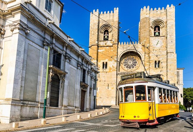 Lisbon E-Bike Tour Commerce Square, Mouraria and Alfama - Key highlights worth showing up for