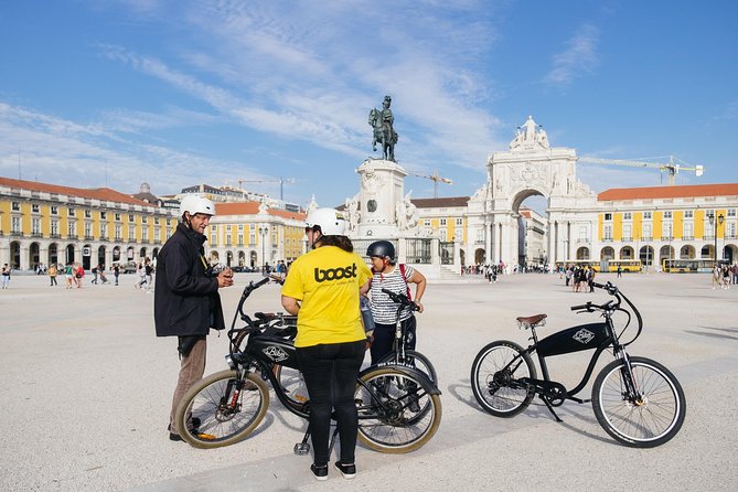 Lisbon E-Bike Tour Commerce Square, Mouraria and Alfama - National Pantheon (St. Engratia): a long build with big presence