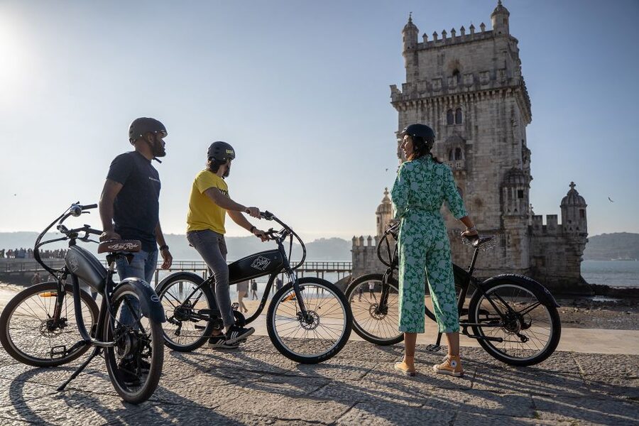Lisbon: Electric Bike Tour by the River to Belém - Monument to the Discoveries: a quick stop with big meaning