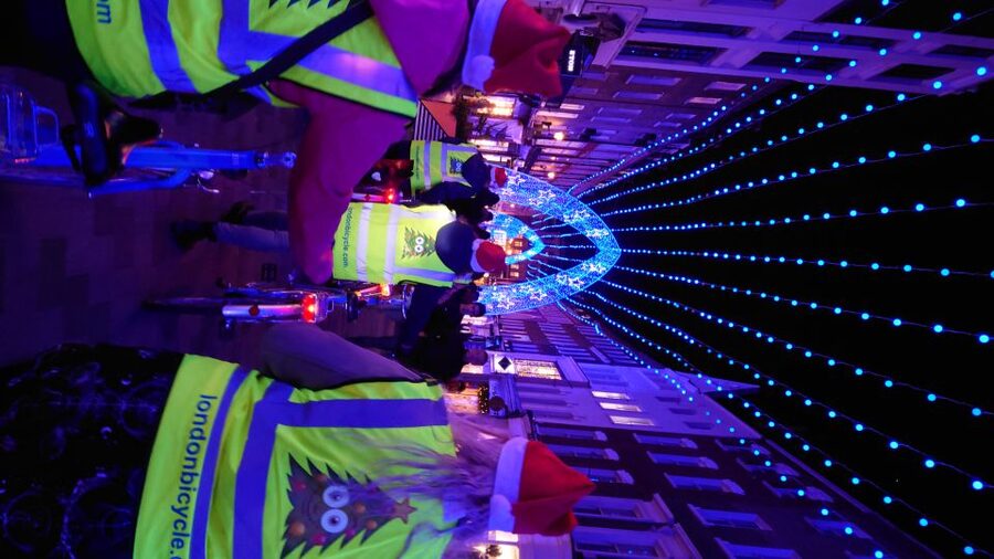 London Christmas Lights Bike Tour - Meeting at 74 Kennington Road and getting your bike gear