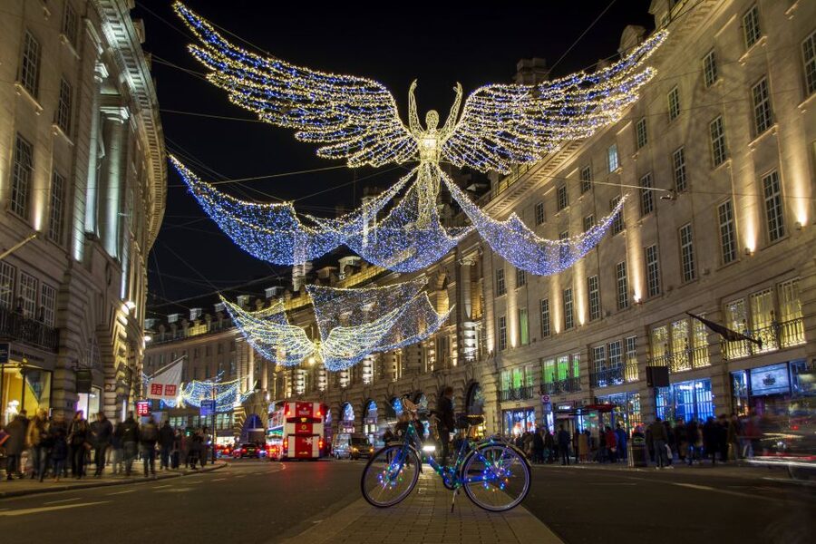 London Christmas Lights Bike Tour - Shopping streets from Sloane Square to Trafalgar Square