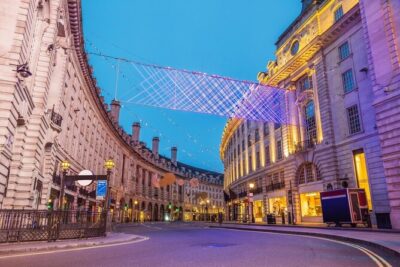 London Christmas Lights Bike Tour with Local Guide - Is $62.08 worth it for 3 hours of central London?