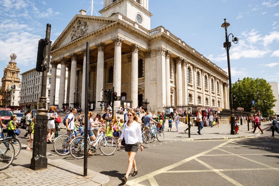 London: Classic Gold 3.5-Hour Bike Tour - St Paul’s and the Thames finish: Wren’s dome and the ride back