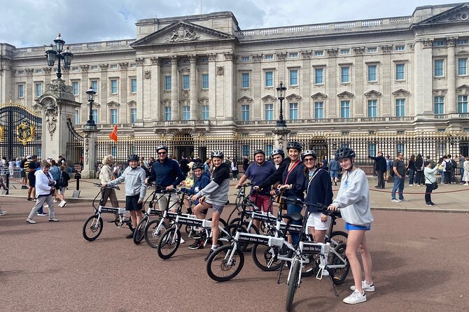 London E-Bike tour & Borough market - Meeting at Blackfriars: The Start That Sets the Tone