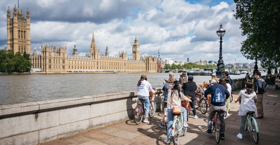 London: Landmarks & Secrets Bike Tour with Pub & Street Art - London Eye and Westminster Bridge: Finishing With Big Views