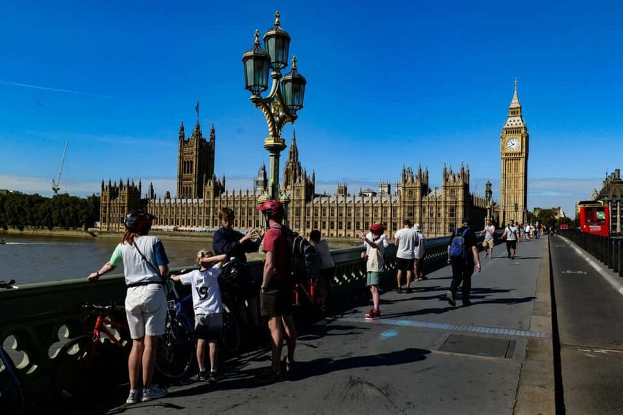London: Private Bike or eBike Gold Classic Tour - A Private Guide Who Makes London Feel Understandable