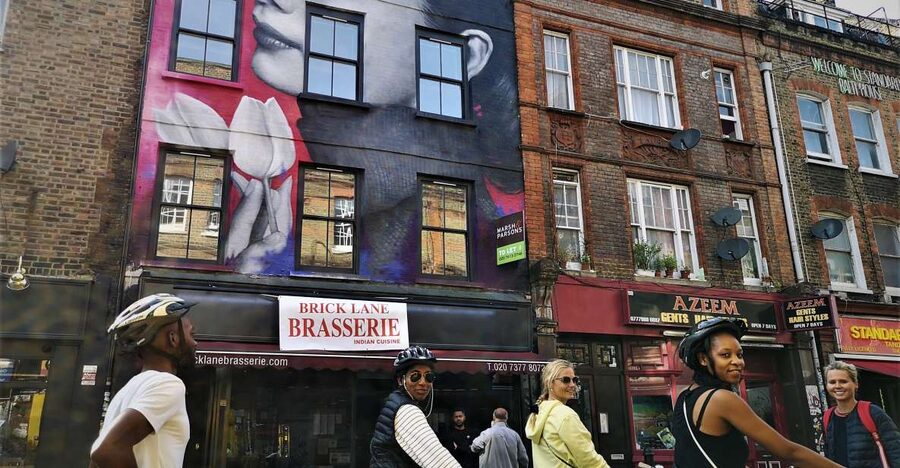 London: Street Art Bike Tour - Why Brick Lane and Shoreditch look better at bike speed