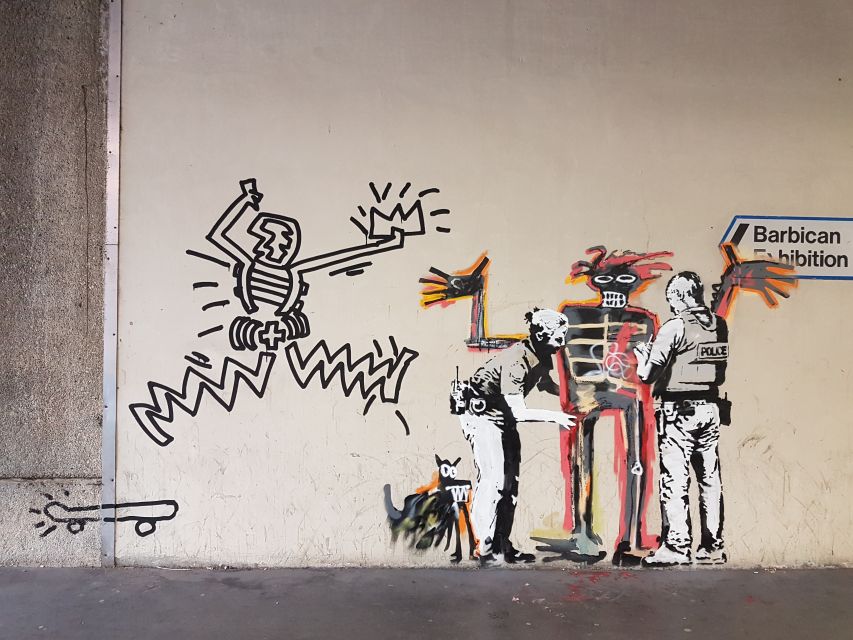 London: Street Art Bike Tour - Small group riding: the difference you feel in conversation