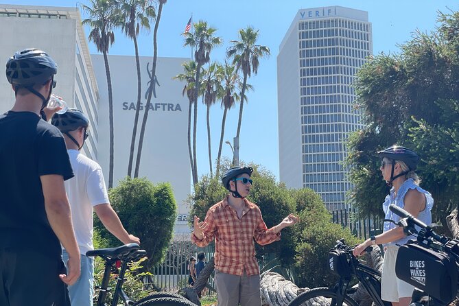 Los Angeles: Hollywood Sign Electric Bike Tour - Melrose Avenue shopping street, The Grove, and a real L.A. pause