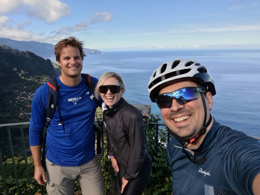 Madeira: Guided E-bike Tour of the North Coast - From pickup to first climb: Boaventura gets you rolling fast