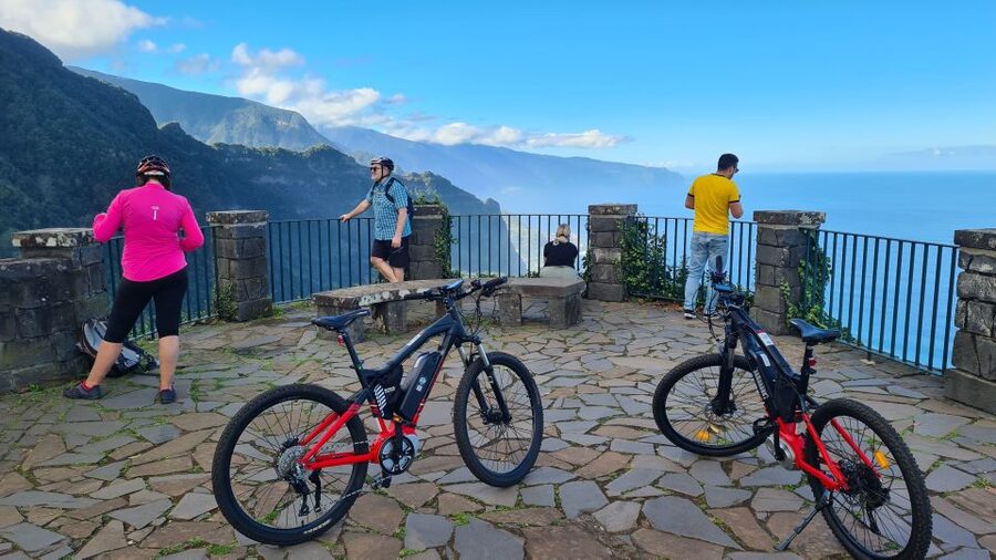 Madeira: Guided E-bike Tour of the North Coast - E-bike setup, group size, and how it keeps the ride fair