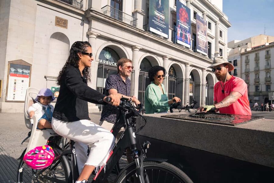 Madrid: 3 h. Guided Highlights Bike Tour with Optional Tapas - Why This Bike Tour Works So Well for Madrid