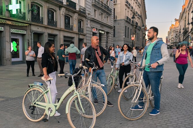 Madrid at Night: Vintage Bike Tour of City Highlights - Starting locations: C. de Moratín or C. del Espejo