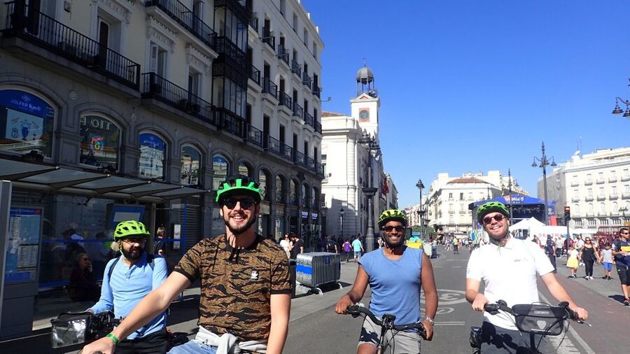 Madrid City Guided Bike/E-Bike Tour for Small Groups - Bikes, e-bikes, and the $41 value question