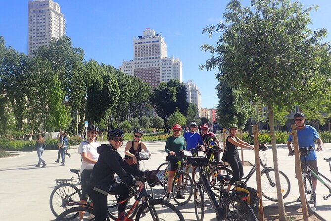 Madrid City Tour | Regular Bike or E-Bike | Reduced Groups - Stop-by-stop ride: Royal Palace, Retiro, and the neighborhoods in between