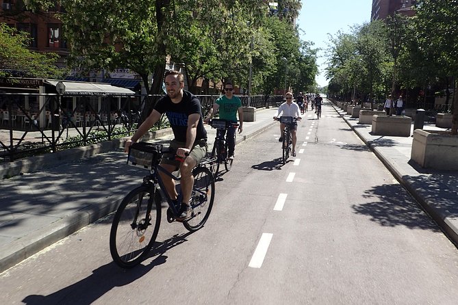 Madrid E-Bike Small Group Tour - Stop 3: La Latina—maze streets, medieval market roots