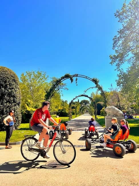 Madrid: Magic Retiro Park Bike Tour - Why Retiro Park Feels Made for a Bike Tour