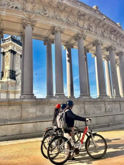 Madrid: Magic Retiro Park Bike Tour - Starting Point, Meeting Timing, and What “Small Group” Means Here