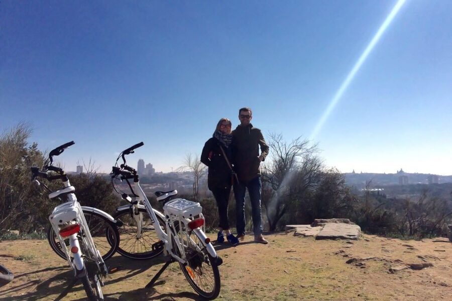 Madrid’s River Side & Casa de Campo Electric Bike Tour - Sabatini Gardens and the San Vicente Hill View Payoff
