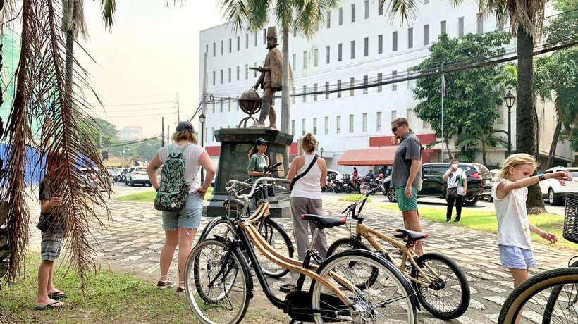 Manila: Guided Sunset Bamboo Bike Tour in Intramuros - Why a Sunset Bamboo Bike Tour in Intramuros Works So Well